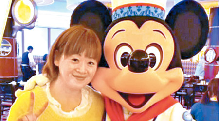 高橋綾子藉迪士尼樂園之名詐騙巨額金錢。（互聯網圖片）