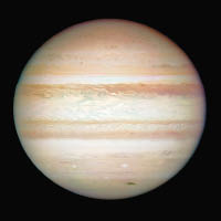 開普勒—1625b所圍繞的行星，大小有如木星（圖）。