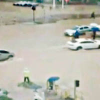 深圳嚴重水浸。（互聯網圖片）