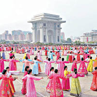 去年國慶日平壤有大型慶祝活動。