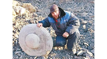 格拉茲科夫聲稱找到UFO殘骸。（互聯網圖片）