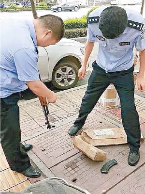 警方確認有仿真槍流入寄遞系統。（互聯網圖片）