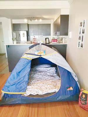 Grace出租的帳篷面積為兩米乘兩米。（互聯網圖片）