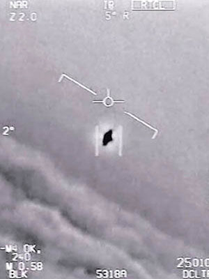 UFO的飛行軌迹怪異。（美國國防部圖片）