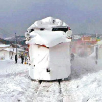 JR宗谷線除雪用列車脫軌。（互聯網圖片）