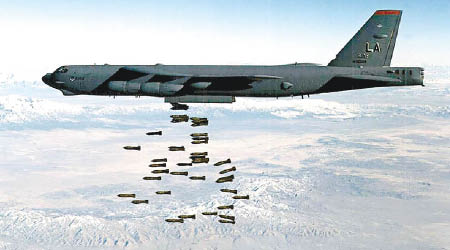 B-52H轟炸機有多年歷史。