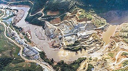回龍山水電站籌建以來，多次被指破壞生態。（互聯網圖片）