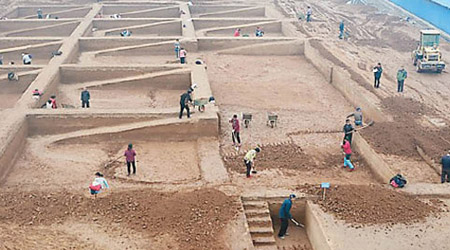 考古人員發現高陵原本存有地面建築。（互聯網圖片）