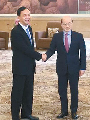 國台辦主任劉結一（右）與新北市長朱立倫會晤。（互聯網圖片）