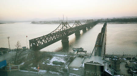 中國擴大禁止向北韓出口的設備。圖為中朝友誼橋。（資料圖片）