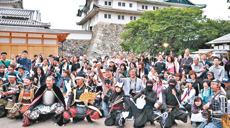 民眾在清掃活動後合影。（互聯網圖片）