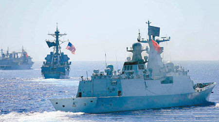 美國今年取消邀請中國參與環太平洋軍演。圖為前年中國軍艦參演。