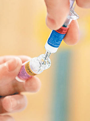 國務院下令就長生生物疫苗造假事件追究責任。