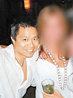 羅英浩（左）迷姦罪成被重判。