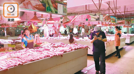 珠三角街市的豬肉銷情一般。（黃少君攝）