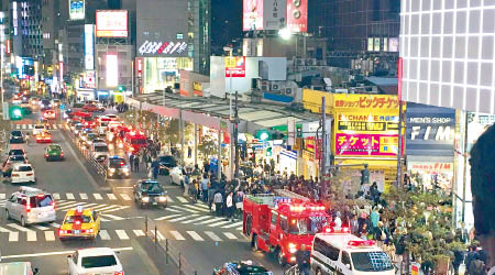 事發於JR新宿車站。（互聯網圖片）