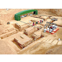 該批考古人員十月初，在洛陽發現該座西漢大墓。（互聯網圖片）