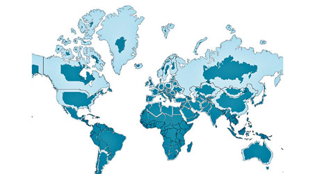 淺藍色及深藍色部分，分別是麥卡托地圖及新立體地圖所呈現的地球陸地。（互聯網圖片）