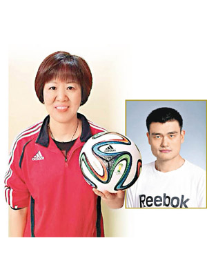 中國女排總教練郎平（左）及中國籃協主席姚明入選。（互聯網圖片）