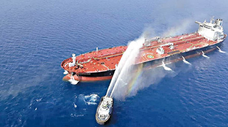 霍爾木茲海峽附近上月有油輪遇襲。