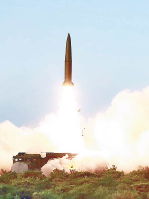 北韓日前再度試射導彈。（美聯社圖片）