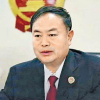 新華區副檢察長李新軍被停職。