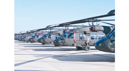 台灣購入大批黑鷹直升機。