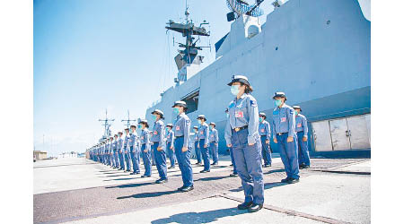 敦睦艦隊日前舉行恢復戰備典禮。