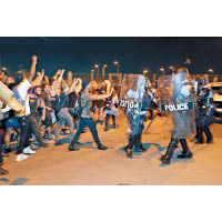路易斯安那州<br>在路易斯安那州新奧爾良，有示威者突破警方防線。