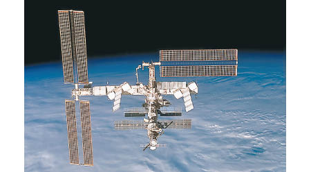 俄及美國企業將推出史上首例遊客太空漫步計劃，圖為國際太空站。