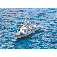 美軍神盾驅逐艦佩拉爾塔號駛入台海北部。