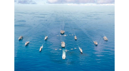 美軍「勇敢之盾」演習結束，參與軍艦組成編隊。