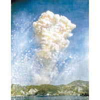 經彩色化後的廣島原爆照片。