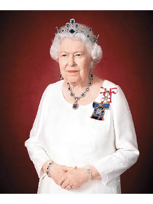 英女王（圖）是現時全球在位時間最長君主。