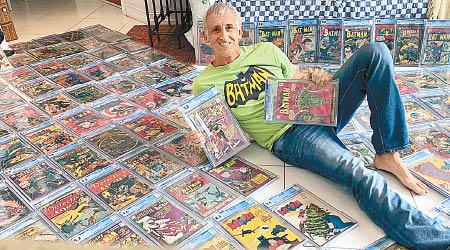 勞倫斯（圖）擁有大批蝙蝠俠漫畫收藏。