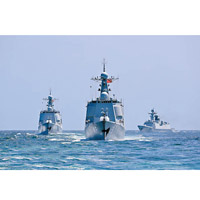 解放軍艦隊頻密在東海演練，展示軍力。