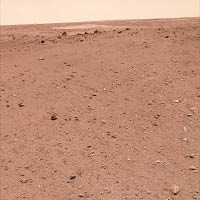 祝融號拍攝的火星地形和地貌。
