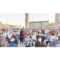 萊希支持者在德黑蘭慶祝。