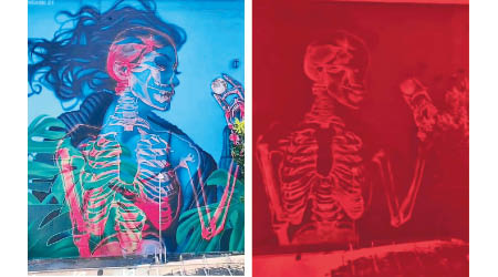 左圖：藍色鏡片見女神肉身。右圖：紅色鏡片顯示骷髏骨版本。