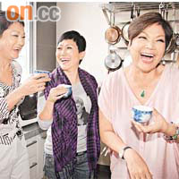 （右起）肥媽、Miss Chan Chan、葉麗儀三人開唱在即，屆時更會加入棟篤笑環節。