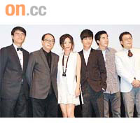日前趙薇、陳坤（右三）及房祖名（右二）出席《東京國際電影節》。