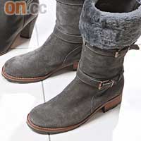 灰色boots $2,980