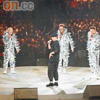 林海峰做BIG FOUR演唱會嘉賓，帶來全場歡笑。