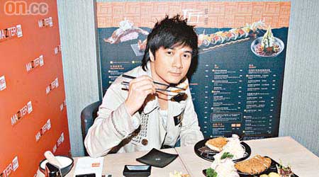 基仔以七位數字酬勞出任日本餐廳代言人。