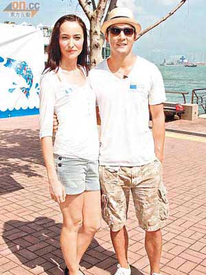 去年Lisa S.與當時仍是男朋友的吳彥祖聯手在沙灘執垃圾，今年兩人會繼續參與支持。（資料圖片）