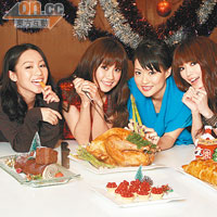 左起：鄭融、楊愛瑾、董敏莉和連詩雅狂擦聖誕大餐，對火雞更虎視眈眈！