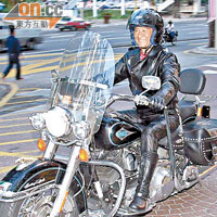 謝賢是電單車迷，曾到馬來西亞參加電單車品牌百周年紀念。