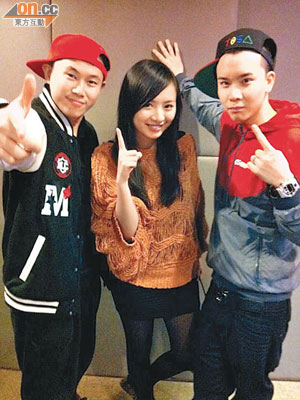KiKi大讚MC Jin（左）及KT為人親切，不斷鼓勵她進步。