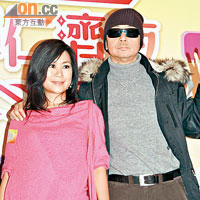 林志美（左）、蔡楓華