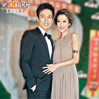 婷婷與安志杰儼如一對新人，令人羡慕。